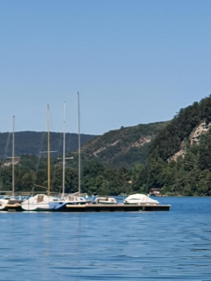 Home Nantua Studio Meubles Ain-Jura Εξωτερικό φωτογραφία