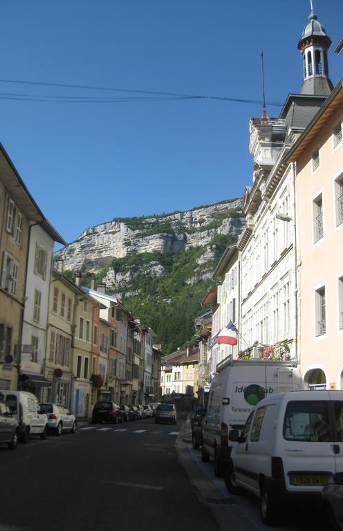 Home Nantua Studio Meubles Ain-Jura Εξωτερικό φωτογραφία